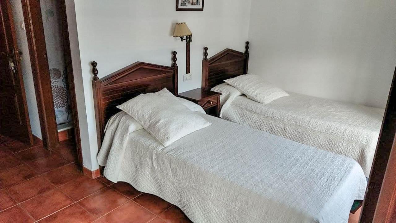 Hostal El Cascapenas De La Alpujarra Capileira Eksteriør bilde